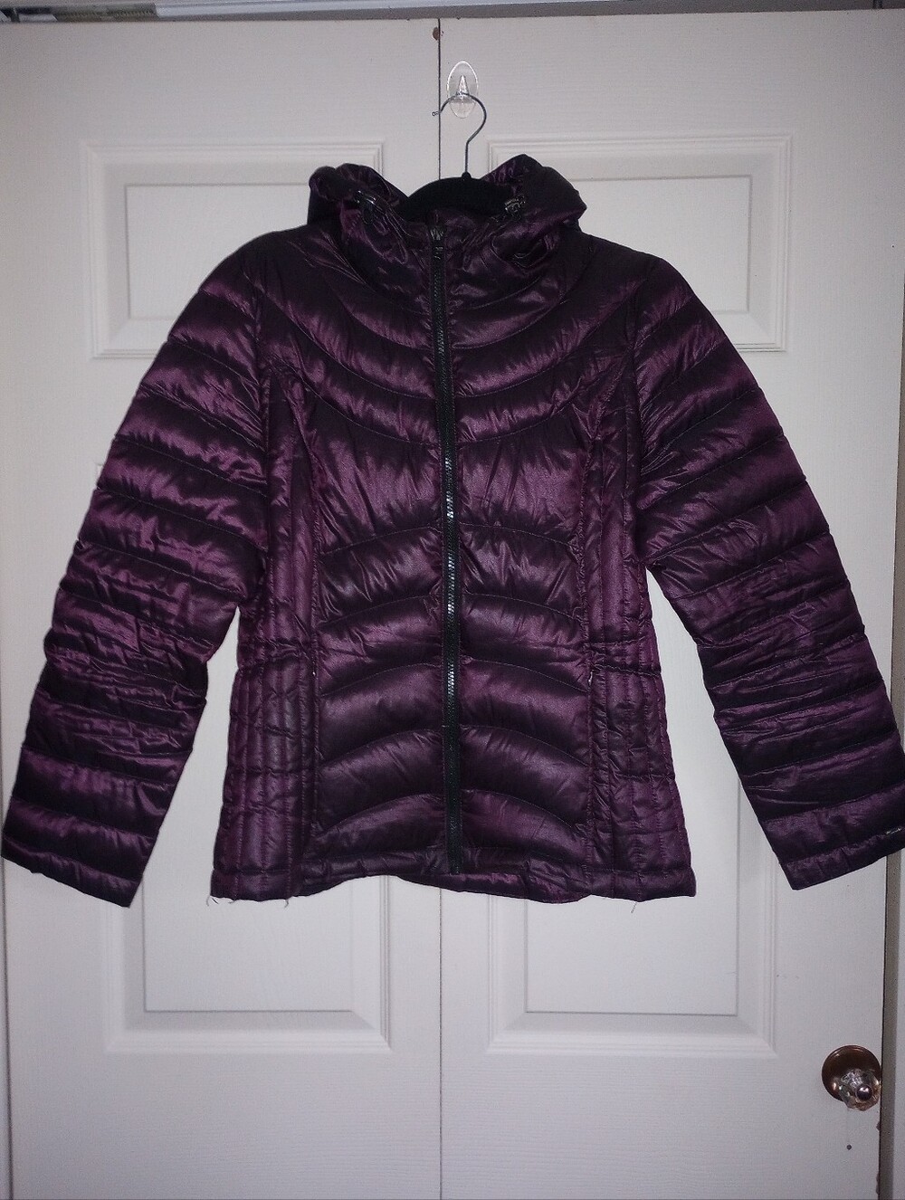 Andrew Marc Packable Lightweight Premium Down Purple Puffer Jacket M NWOT